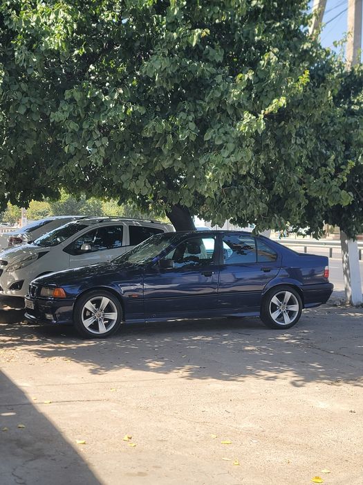 BMW E36 1993 M40