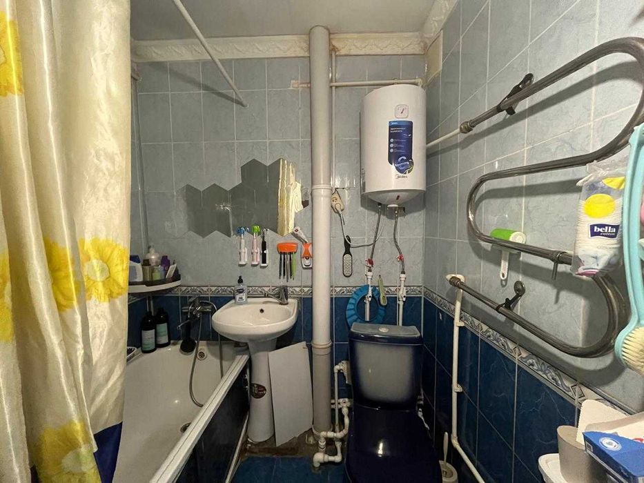 4х ком. по пр. СТРОИТЕЛЕЙ 17 + два балкона""