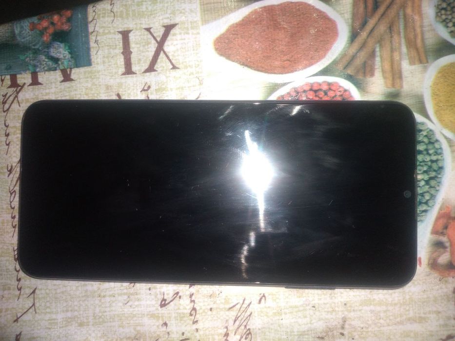 Samsung A03s telefoni sotiladi