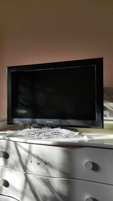 Телевизор Sony . В отличном состоянии.