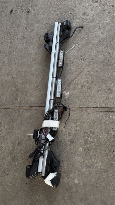 Torosuri transversale pavilion universale