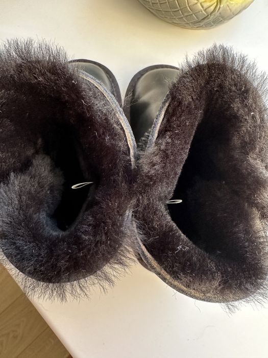 Угги детские,новые.