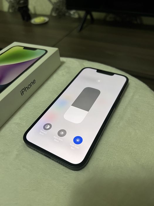 Продаю iPhone 14 в отличном состояние