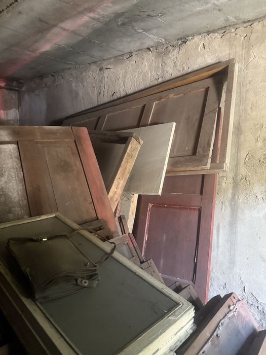 Продам окна и двери из дерево