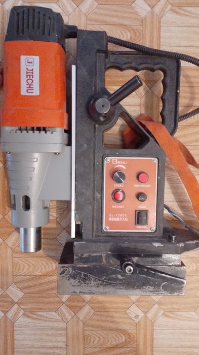 Продам магнитную дрель. 200.000тг