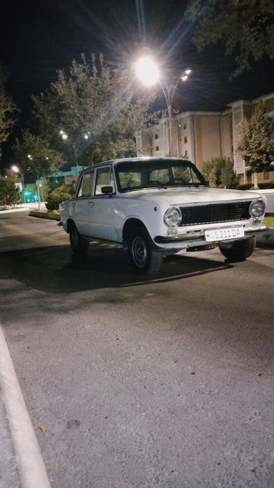 Продается Жигули 2101 74года белого цвета