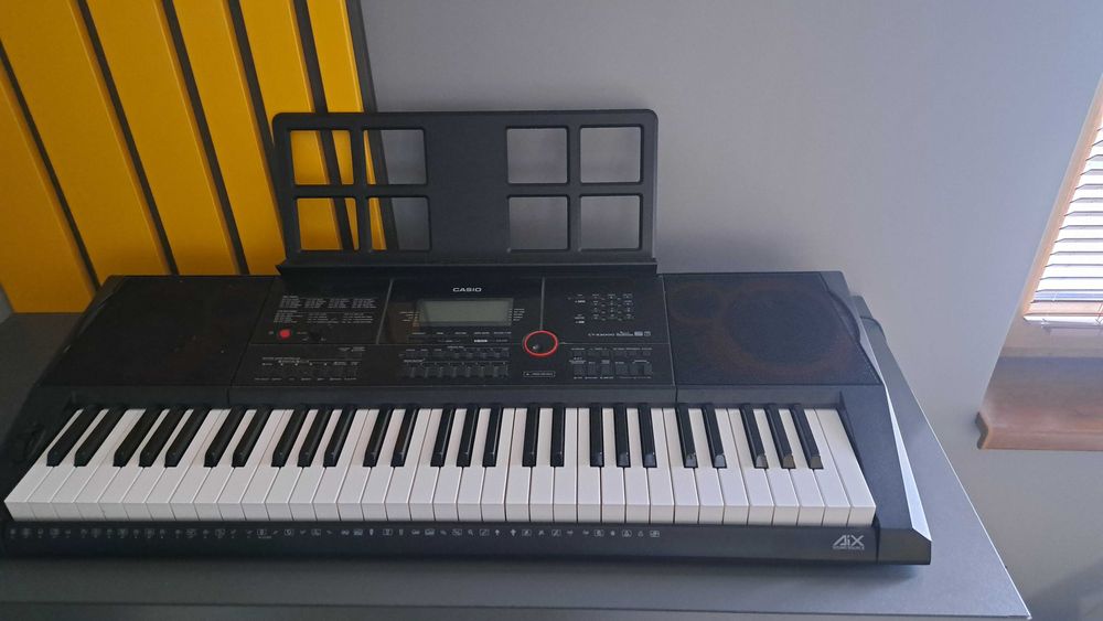 Синтезатор Casio CT X3000