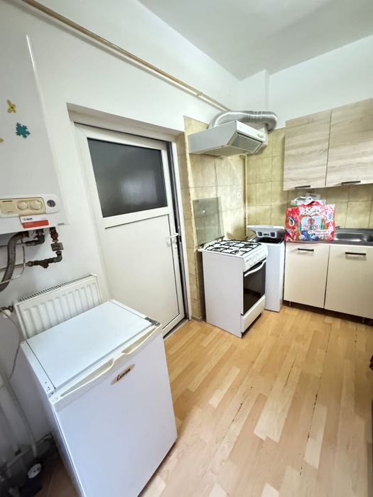 Inchiriez Apartament cu 1 Camera langa Continental Arad Centru