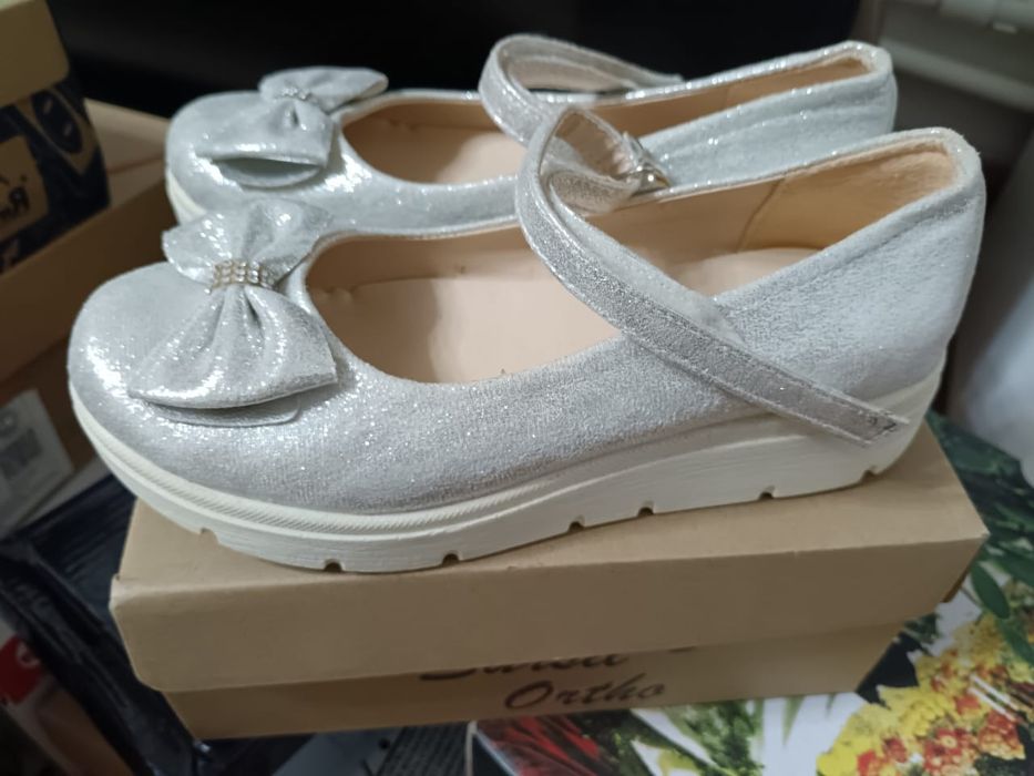 Туфли на девочку красивые