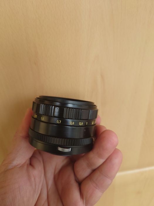 Obiectiv rar MC Zenitar ME1 Square bokeh