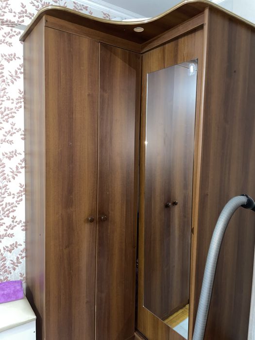 шкаф для одежды/вещей