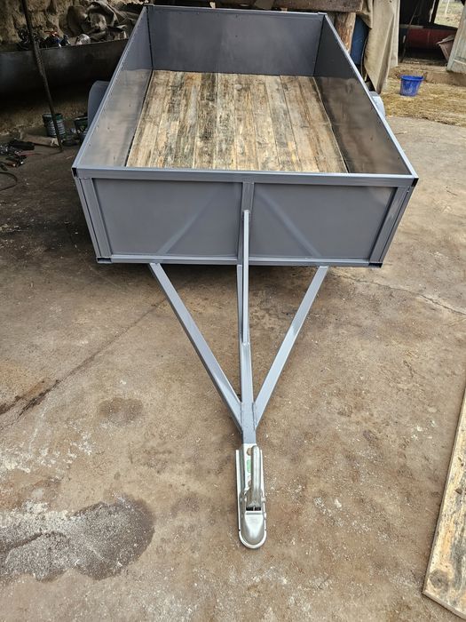 Продам прицеп срочно