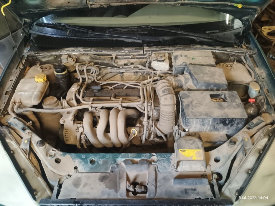 Vând motor Ford focus 1.6 74kw