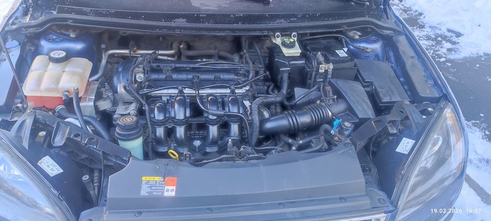 Vând Ford focus 2
