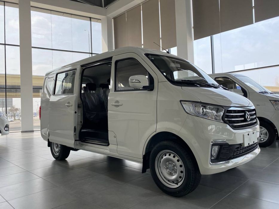 CHANGAN KYC Минивэн, 9-мест