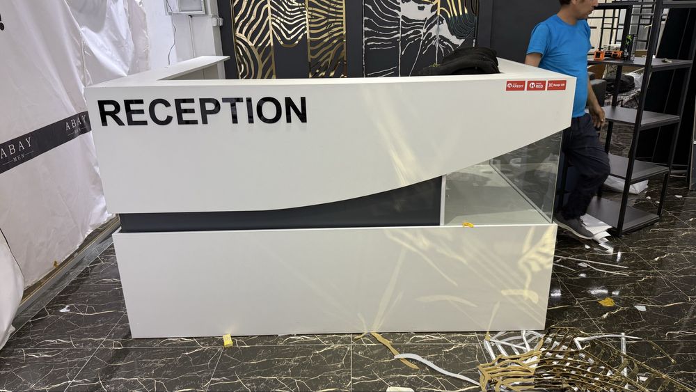 Ресепшон для магазин