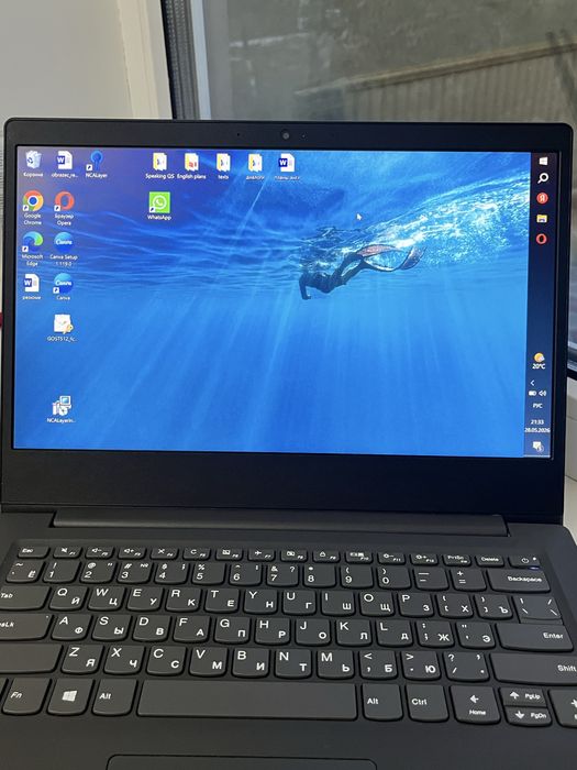 Ноутбук Lenovo V14-ADA