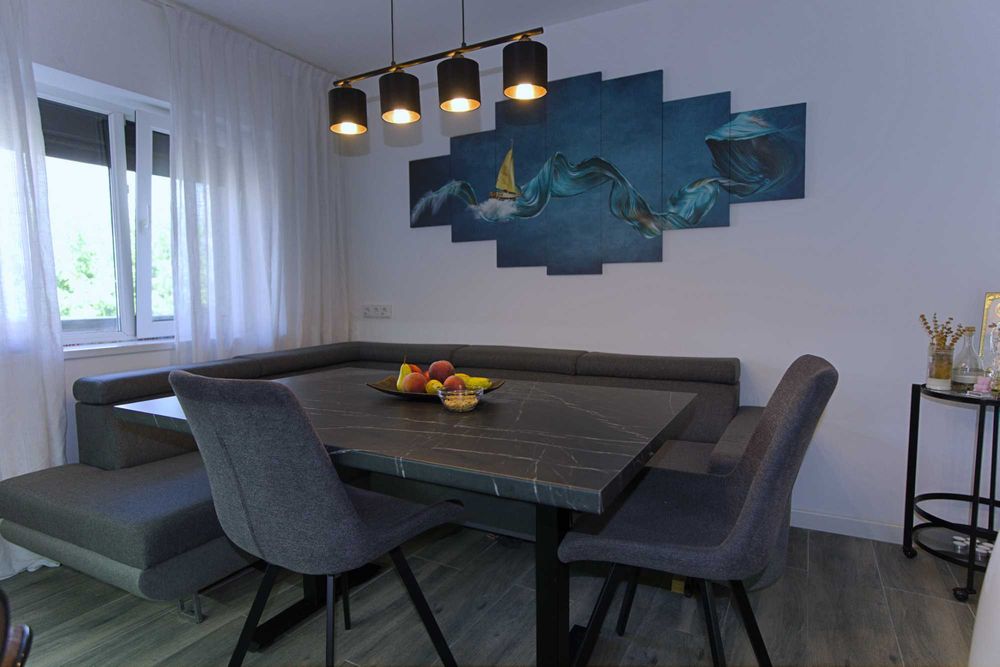 Apartament 3 camere, Podu-Iloaiei - etaj 2, complet mobilat si utilat
