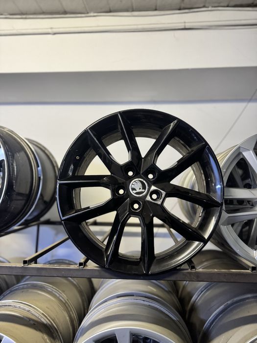 Jante Originale Skoda R18 ,  Karoq, Kodiaq, Octavia , Superb , Stare impecabila !