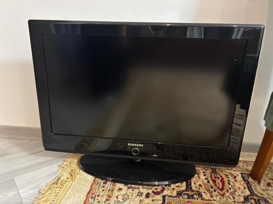 Продам телевизор Samsung