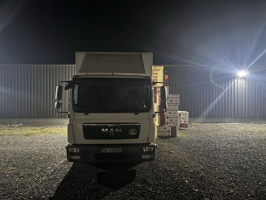 Servicii de depozitare si logistica