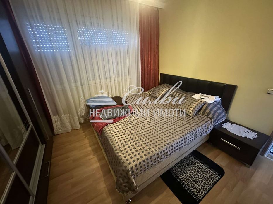 Продава се Тристаен апартамент в Търговище, Вароша - 80 кв.м за 1161 €/кв.м - Снимка #4