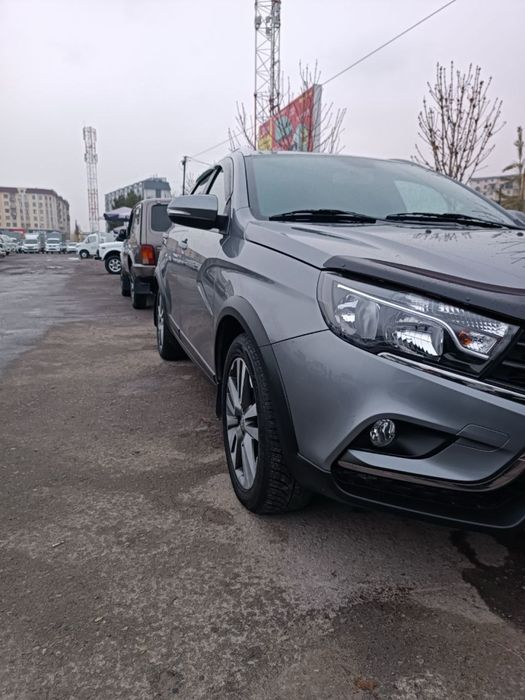 Продается Lada vesta sw cross