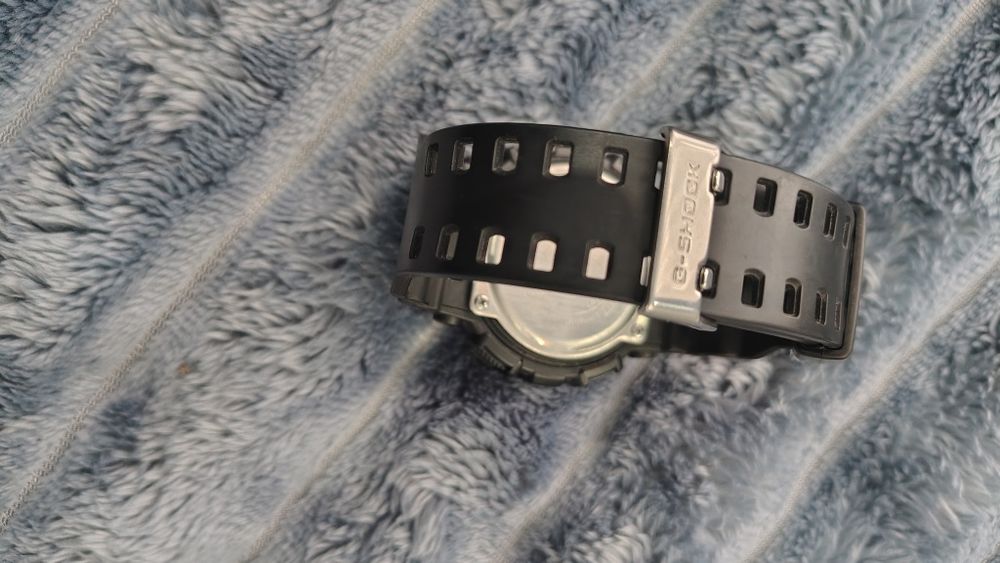 Casio G shok GA140-MG