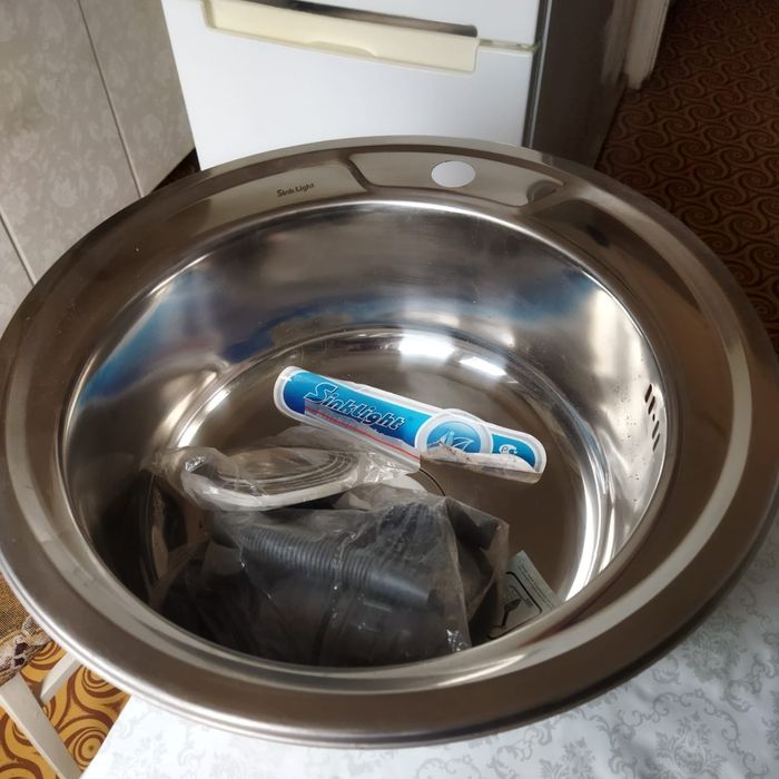 Продам раковину новая