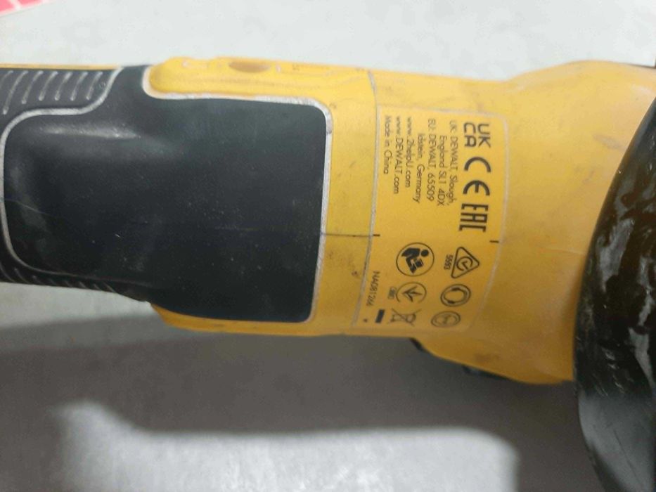 Акумулаторен безчетков ъглошлайф Dewalt DCG405 + батерия 5.0Ah