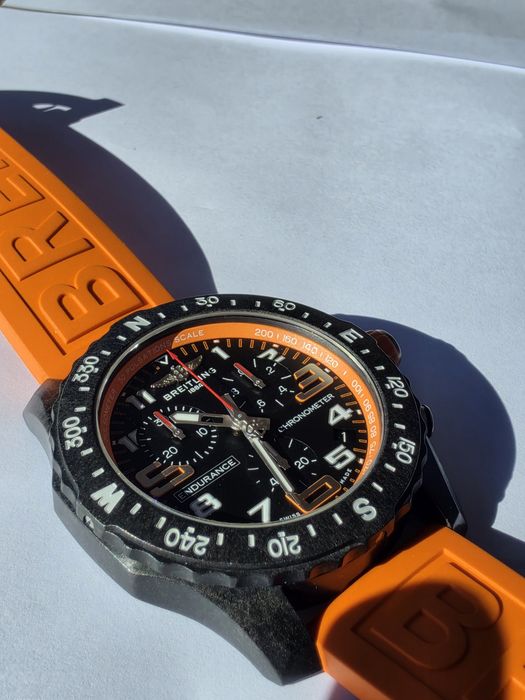 Breitling Endurance Pro 44мм