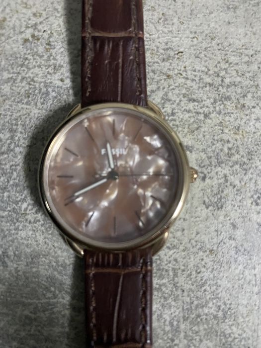 Vand ceas Fossil de dama aproape nou