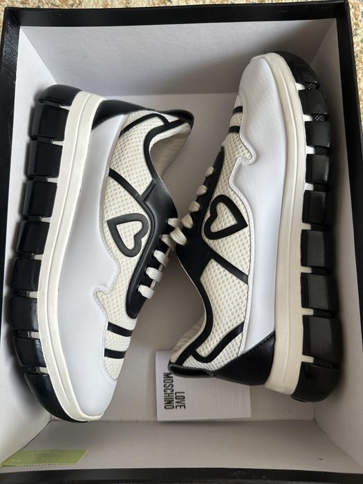 Vand adidasi Love Moschino( Tommy, Guess, Calvin, Ralph)