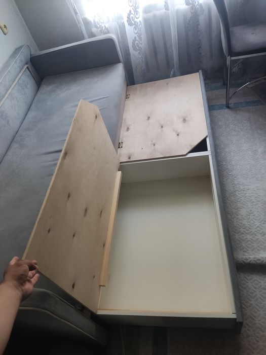 Продам диван самовывоз Новый