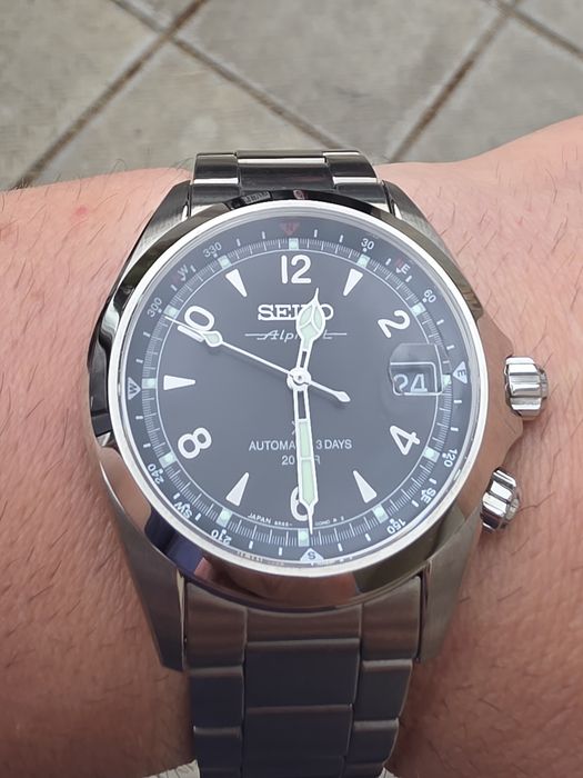 SEIKO Prospex Alpinist in ‘Summit Black’ SPB505J1