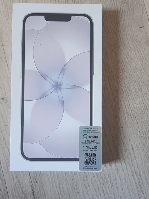 Продам телефон Apple 17e Белый 8/256 новый запечатанный