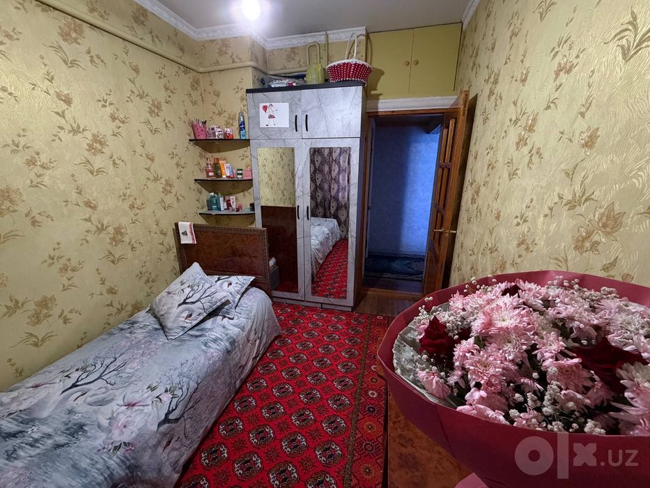 Kvartira sotiladi 4 xonali 90 kavdarat