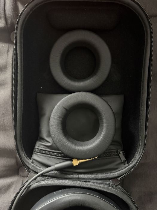 Casti Beyerdynamic DT 1770 PRO closed back