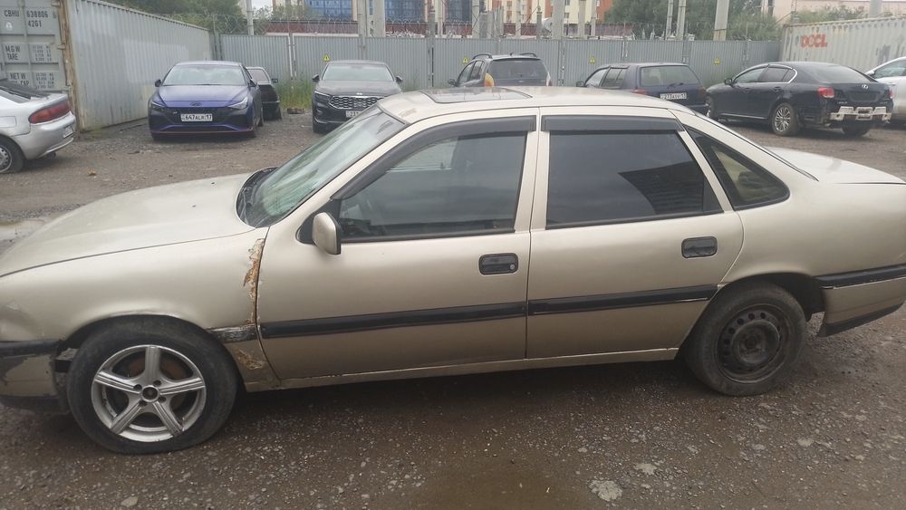 Опель вектра  2 обем