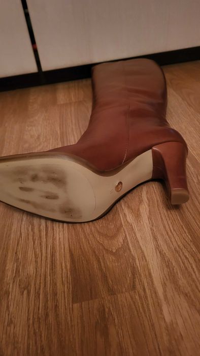 Кафяви ботуши на Zara