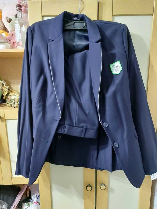 Продам новый комплект формы НИШ