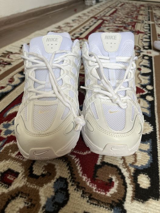 Кроссовки Nike P-6000