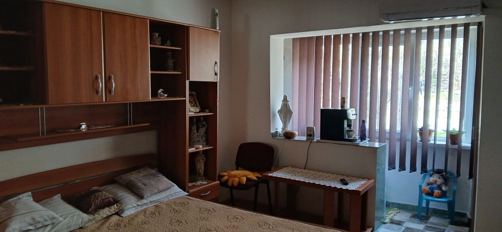 Vand garsoniera in Orsova etaj 3. 26000 euro.