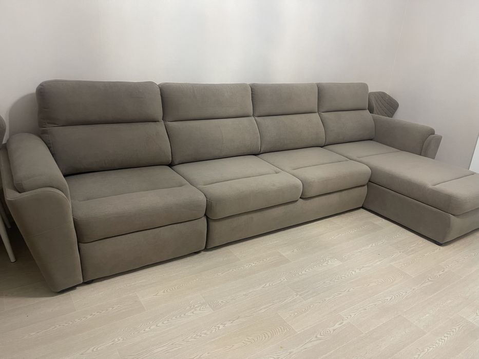 Диван угловой стильный