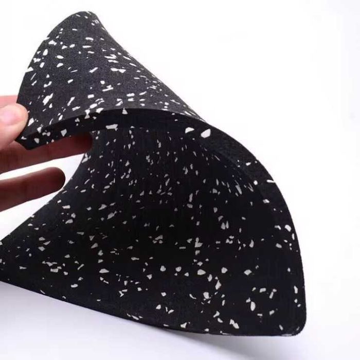 Тренажерный зал спортивное покрытие GYM Fitness