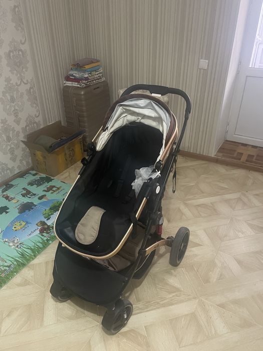 продам коляску HUGS