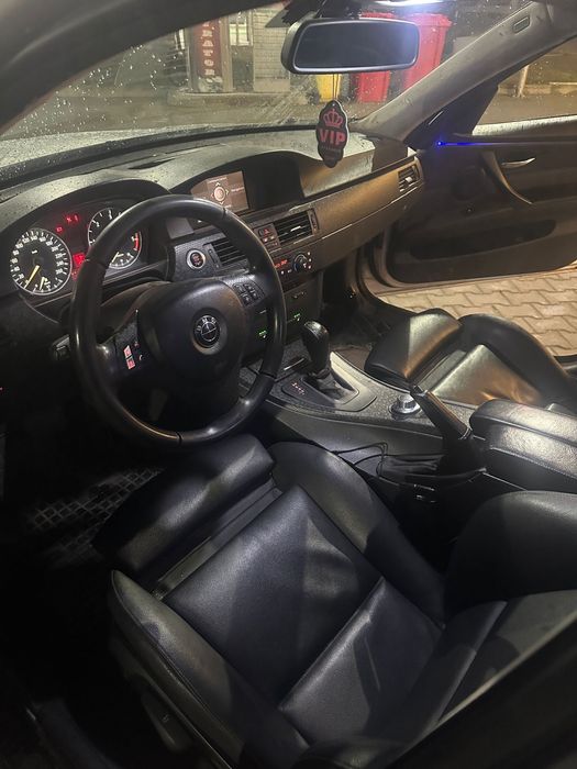 Bmw e91 320 D vând