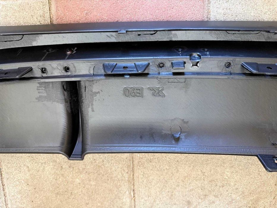 difuzor bara spate BMW