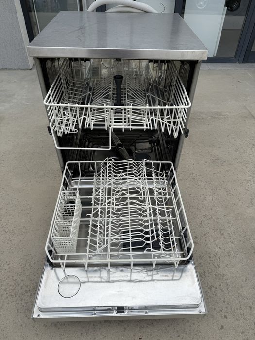 Професионална съдомиялна Miele Инокс