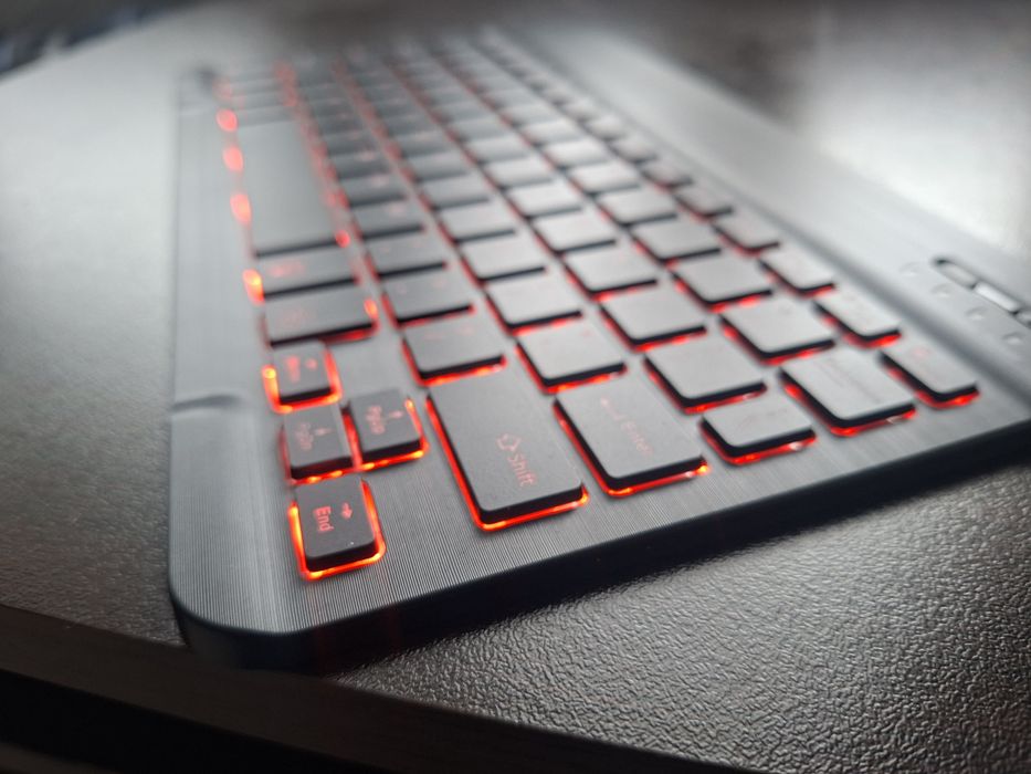 Безжична клавиатура Bluetooth